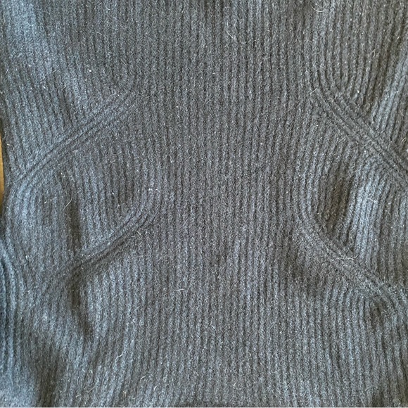 Aritzia wool sweater - Picture 3 of 4
